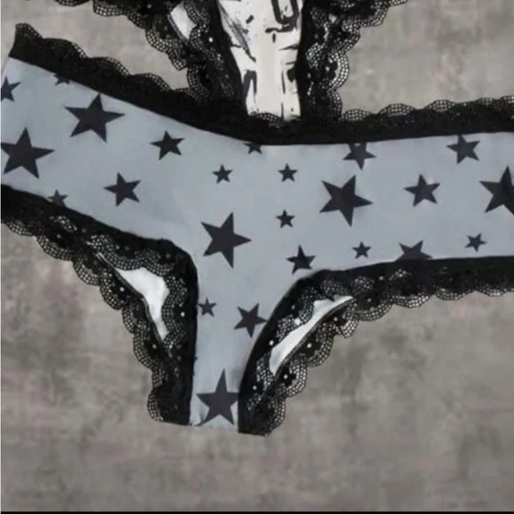 Starry Night Black and Gray Lingerie Set - Picture 8 of 11